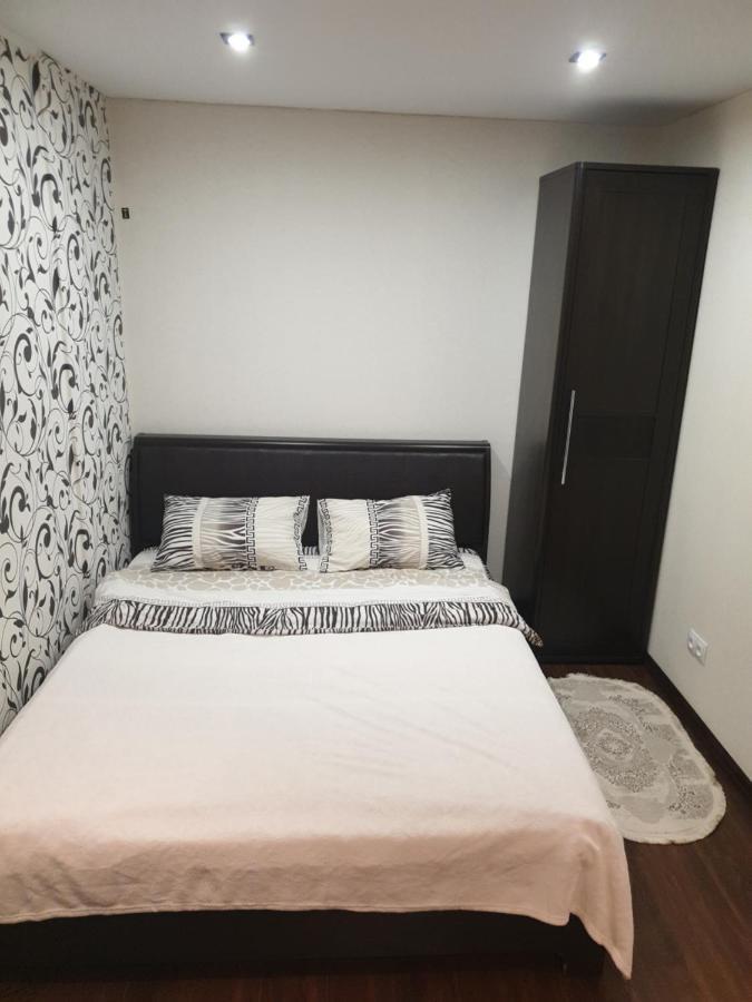 Elena'S Holiday Apartment Кам'янець-Подільский Екстер'єр фото